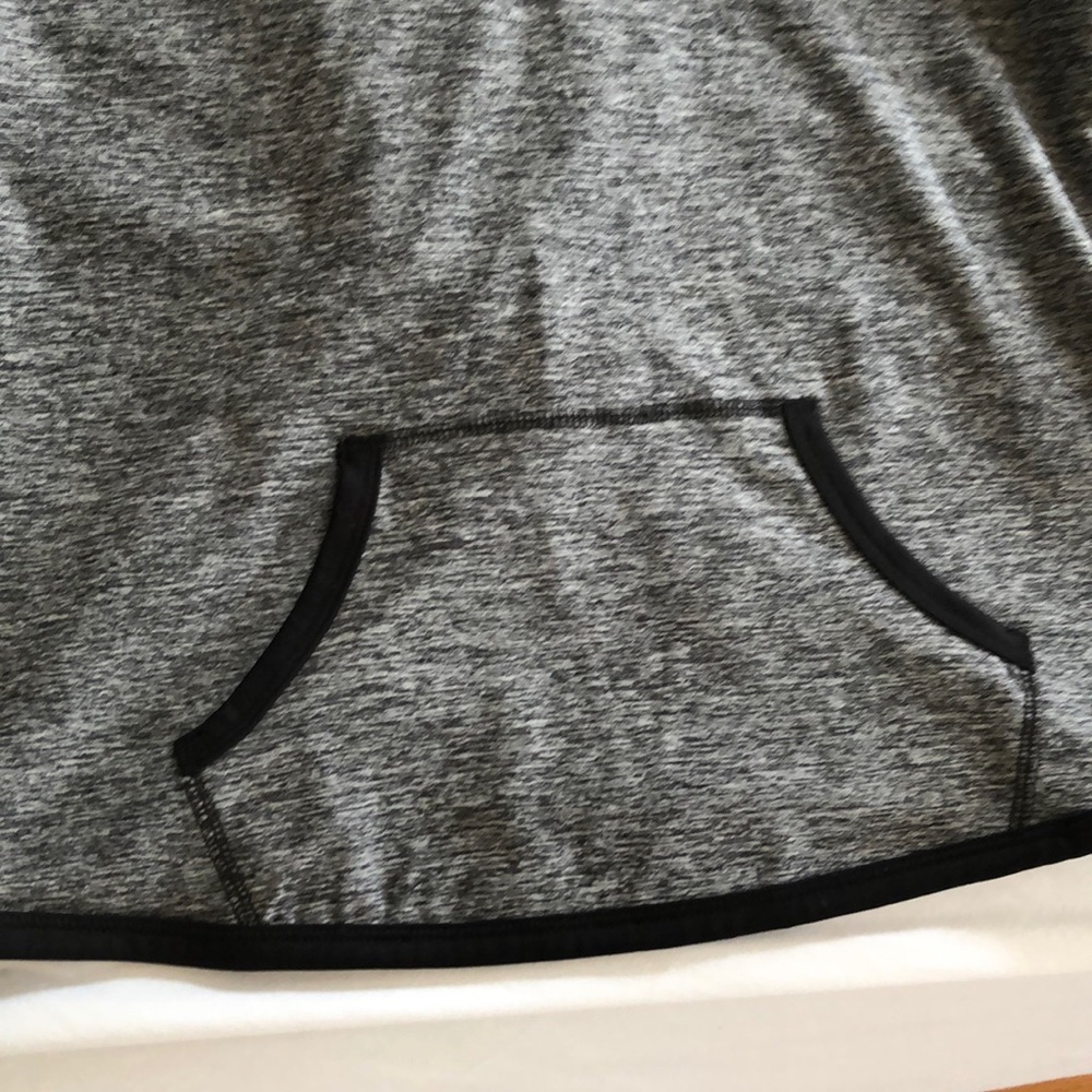 Sportswear - Picture 3 of 5